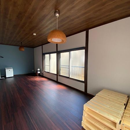 青い家広尾 Hotell Tokyo prefektur Exteriör bild